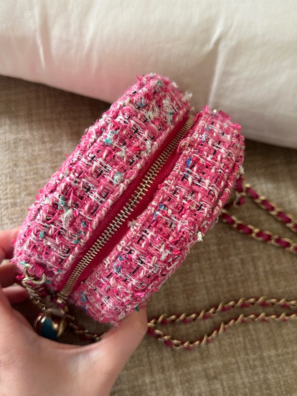 CHANEL Matelassé Round Tweed Chain Shoulder Chain Bag Pink CC Logo - Picture 5 of 12